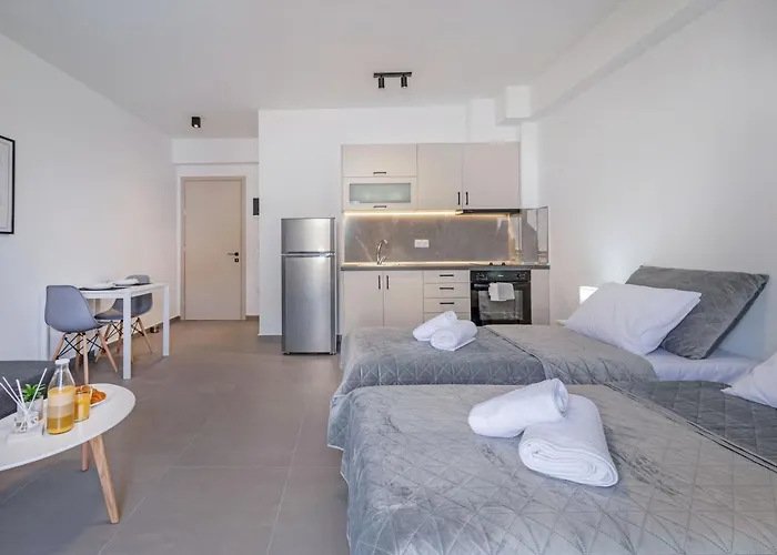 777 Corfu Apartman *